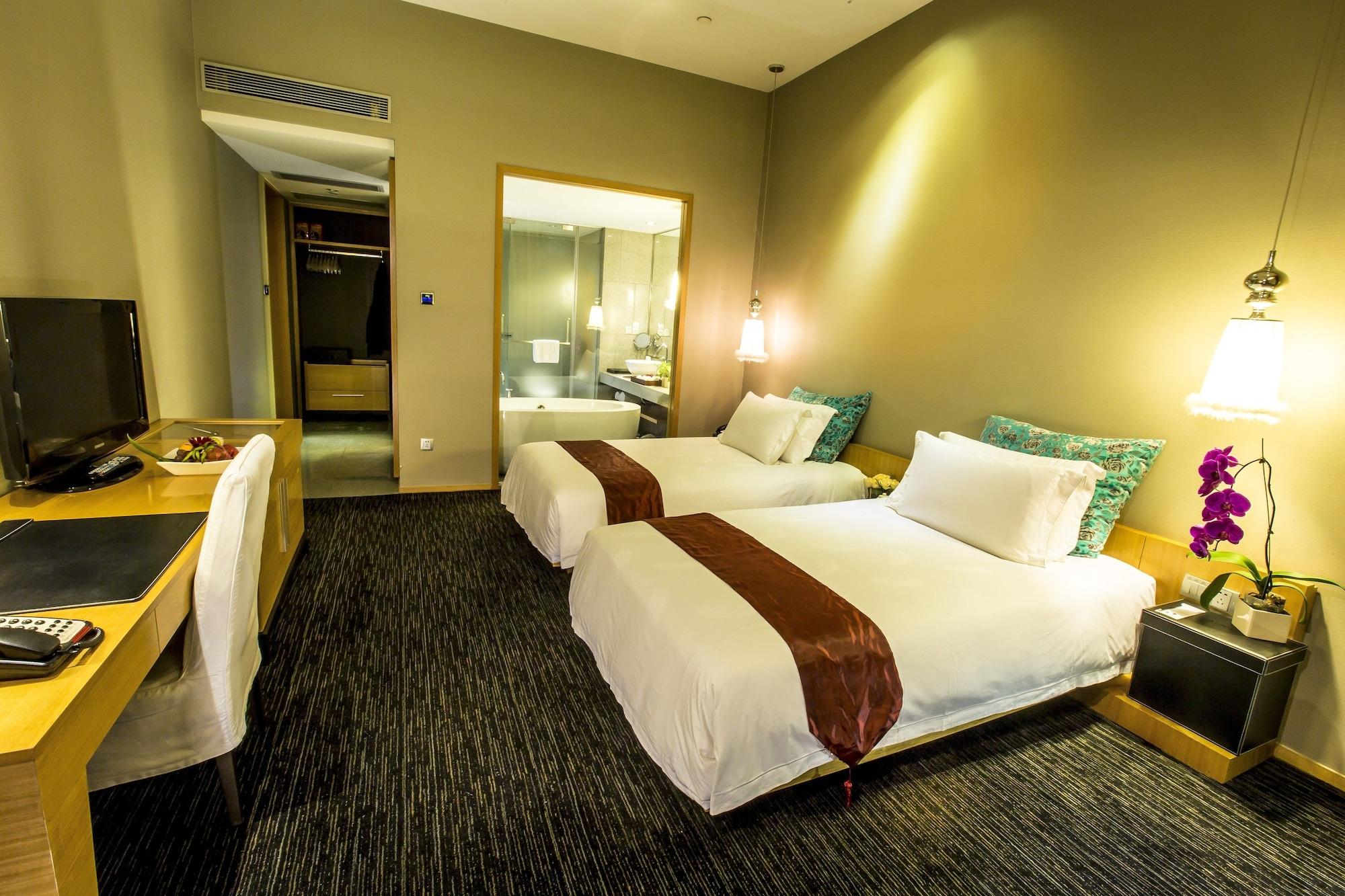 Guangzhou Carat Hotel Bagian luar foto