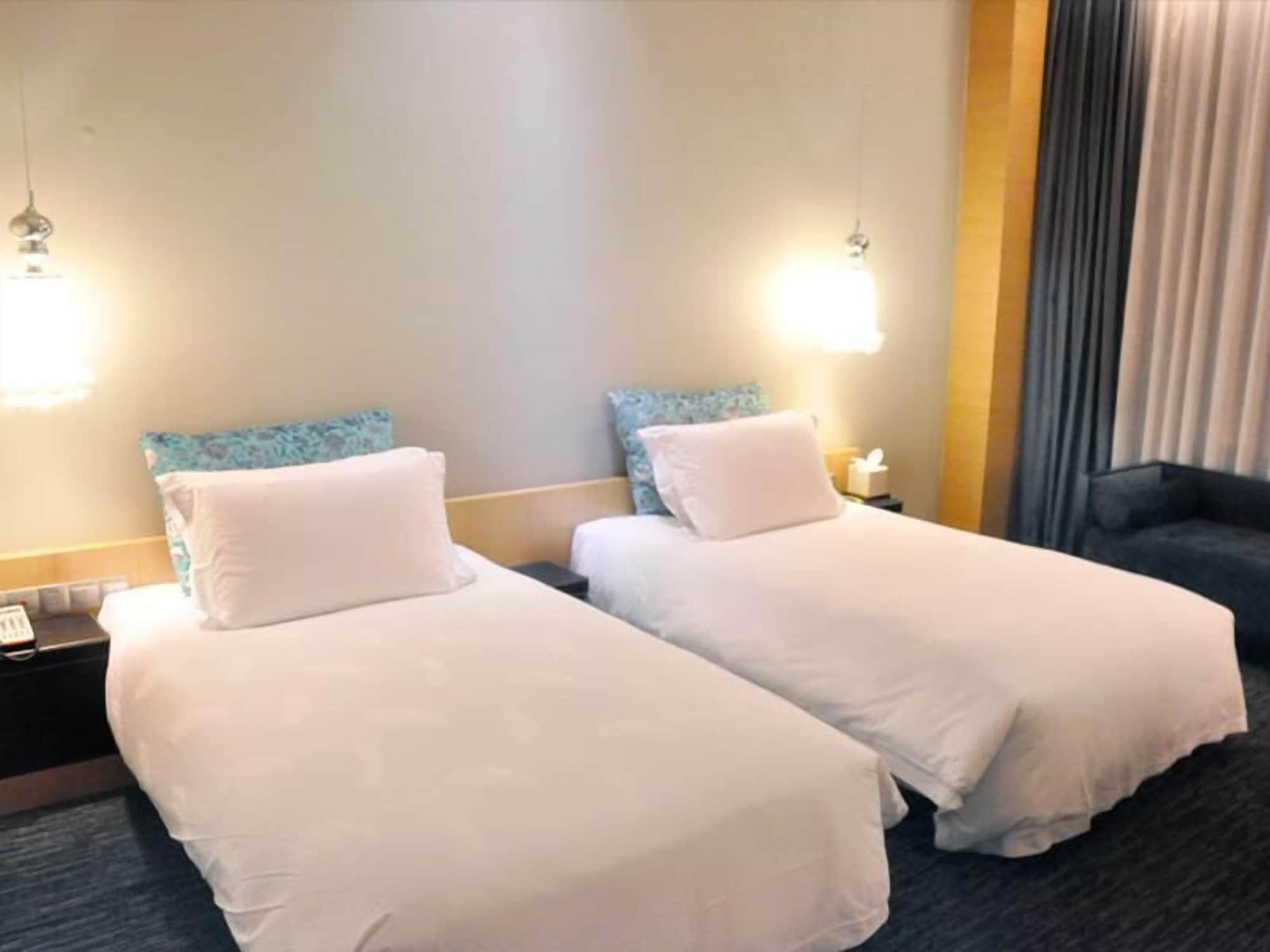 Guangzhou Carat Hotel Bagian luar foto