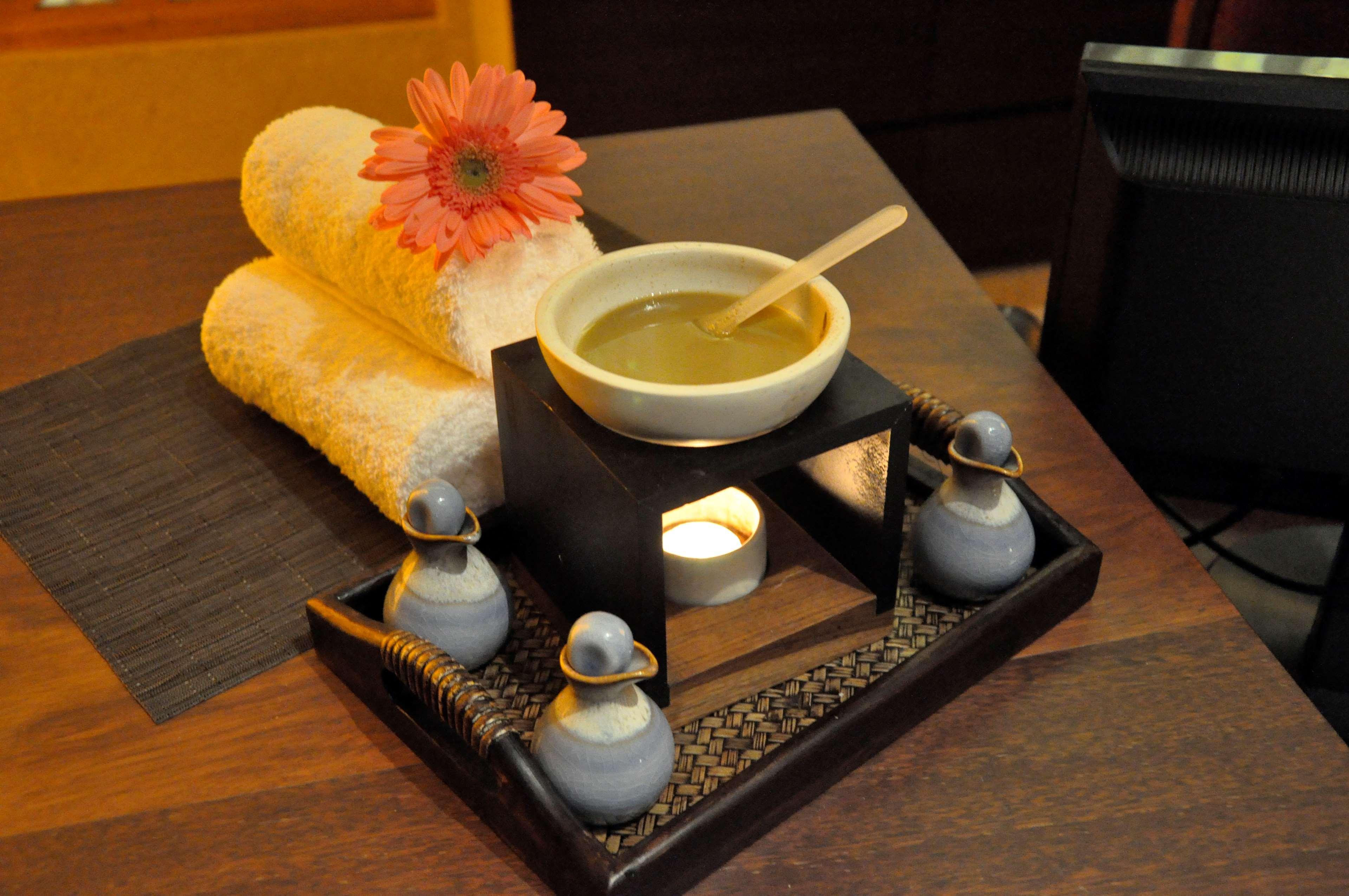 Guangzhou Carat Hotel Bagian luar foto