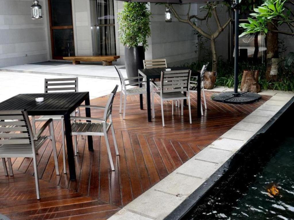 Guangzhou Carat Hotel Bagian luar foto