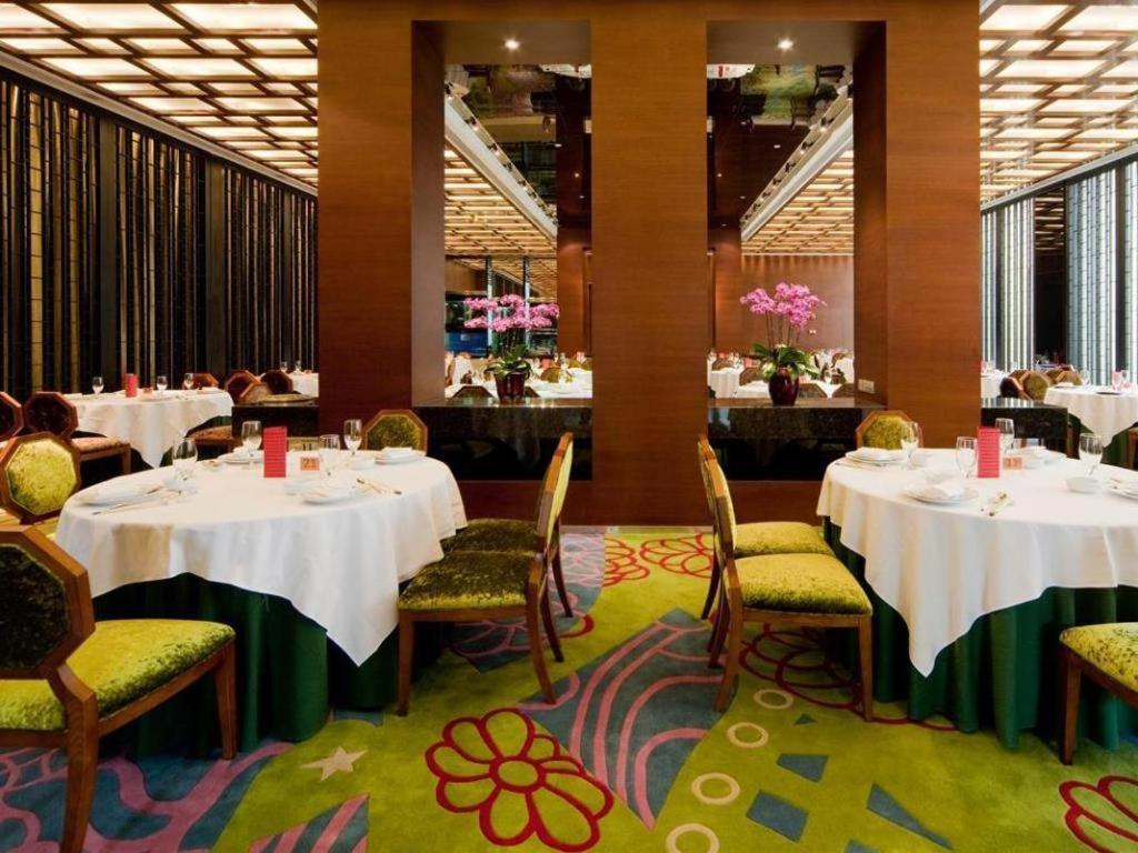 Guangzhou Carat Hotel Bagian luar foto