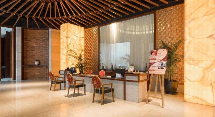 Guangzhou Carat Hotel Bagian luar foto